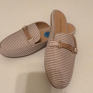 Nautica Labella Ladies Tan & White
Striped Mules size 6 1/2 brand new